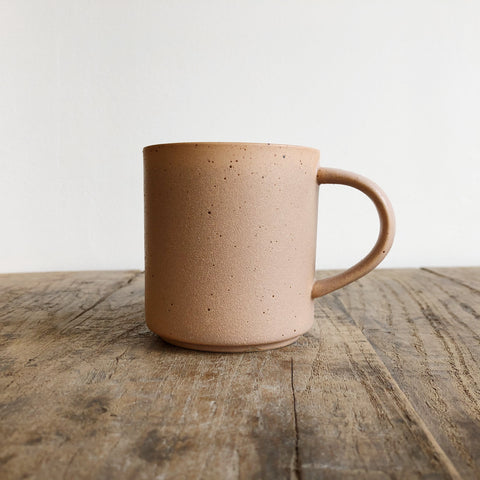 HKliving bold & basic - nude speckled mug